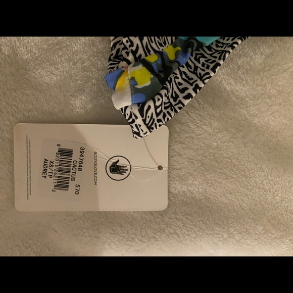 Body Glove Swim Bottoms - Picture 4 of 4